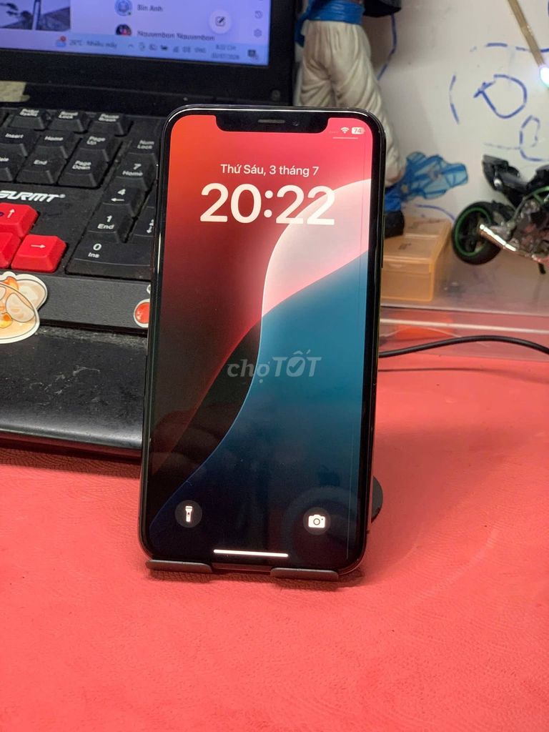 Apple iPhone Xs 64GB Sọc 1 chỉ. Mua bán Điện thoại tại Quận 5 Tp Hồ Chí Minh được đăng bởi Hội Đồ Điện Tử hình 1