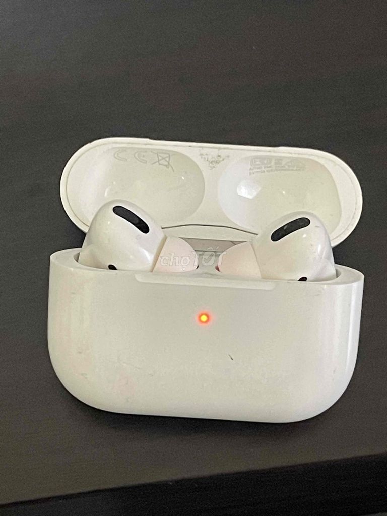 Tai nghe Apple AirPods Pro Trắng. Mua bán Tivi, Âm thanh tại Huyện Núi Thành Quảng Nam được đăng bởi Hoàng hình 1