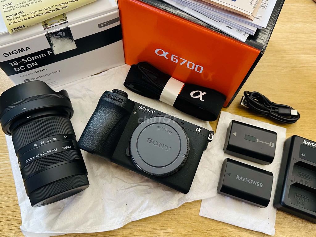 Sony A6700 + Sigma 18-50mm f2.8 new hãng. Mua bán Máy ảnh, Máy quay tại Quận 8 Tp Hồ Chí Minh được đăng bởi Mẫn Phan hình 1