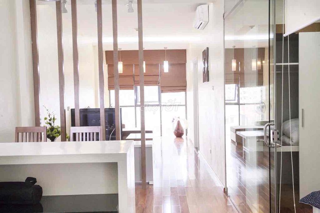Квартира 2 комнаты, 2 санузла, 3 кондиционера, 100 м²