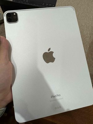 em cần bán ipad pro m2 118gb