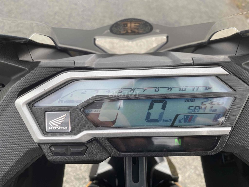Honda CBR150r đời 2017. Mua bán Xe máy tại Huyện Bình Chánh Tp Hồ Chí Minh được đăng bởi PHAM PHAN KHOI NGUYEN hình 12