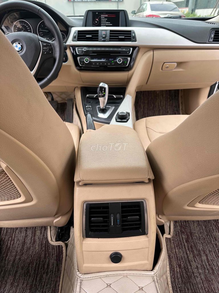 BMW 3 Series 2015 320i - 96839 km. Mua bán Ô tô tại undefined undefined được đăng bởi TIẾN QUÂN CAR hình 14
