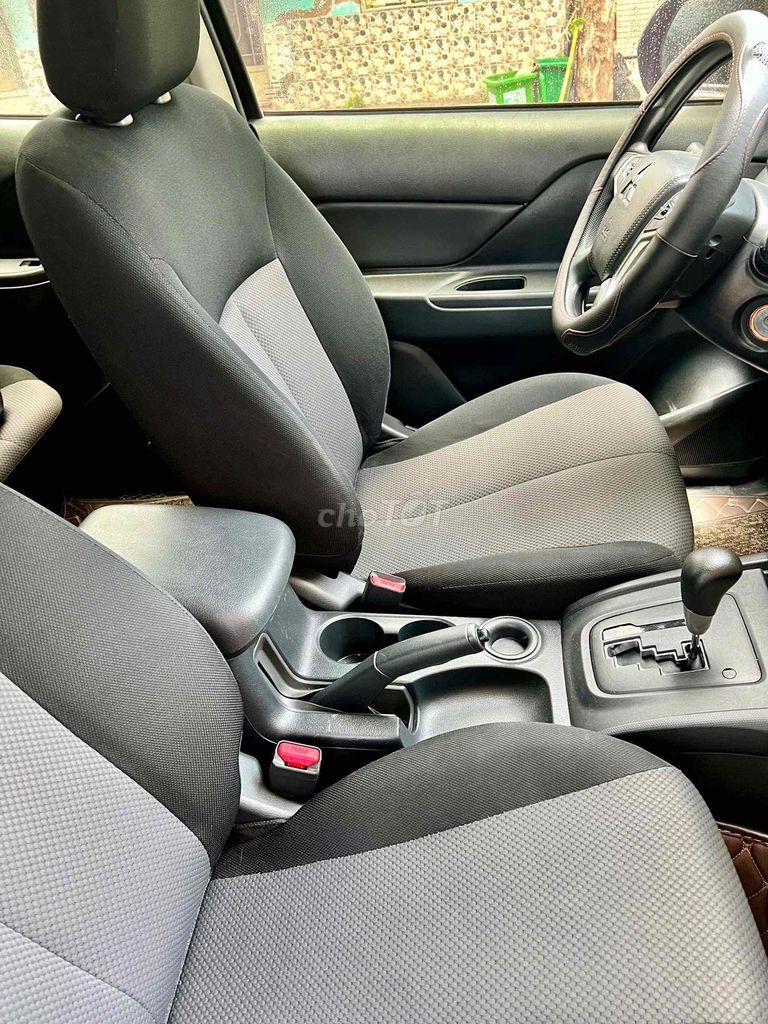 Mitsubishi Triton 2022 4x2 AT MIVEC - 61000 km. Mua bán Ô tô tại Quận 7 Tp Hồ Chí Minh được đăng bởi Cửa hàng xe máy trả góp Q7 hình 8