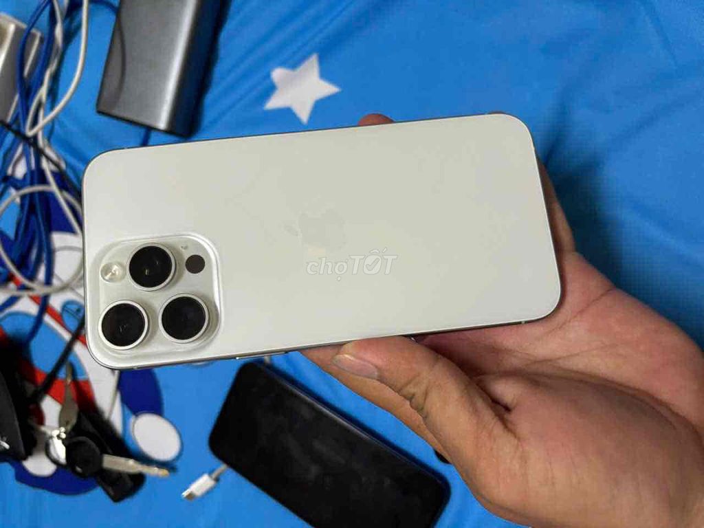 Apple iPhone 15 Pro Max 256GB Trắng. Mua bán Điện thoại tại Huyện Hóc Môn Tp Hồ Chí Minh được đăng bởi Tuấn  hình 1