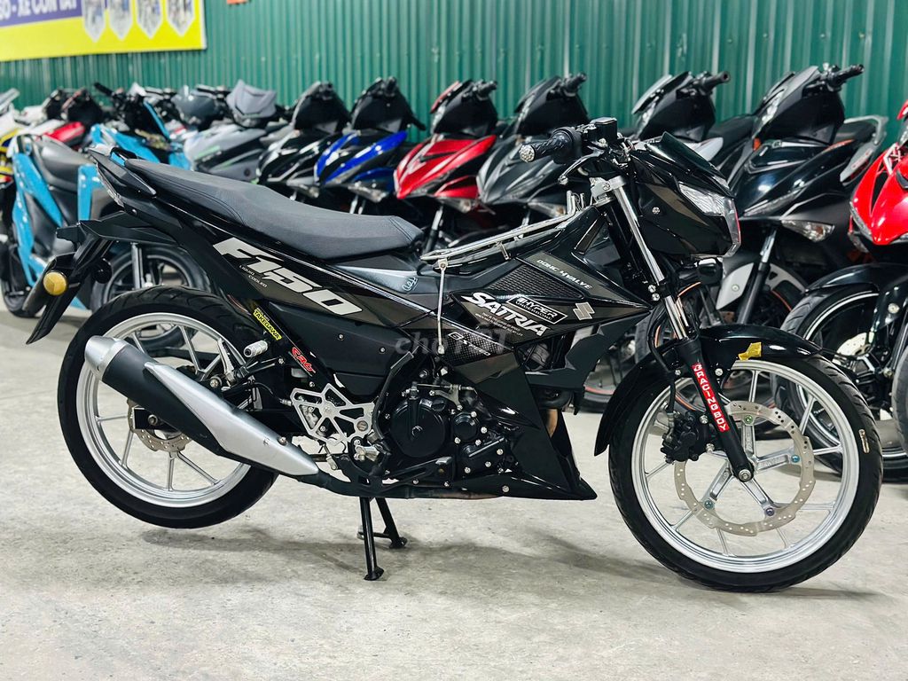 XE MÁYTHANH TÙNG_SATRIA 150FI ĐEN MÁY ZIN XE ĐẸP. Mua bán Xe máy tại Quận Nam Từ Liêm Hà Nội được đăng bởi THANH TÙNG hình 3