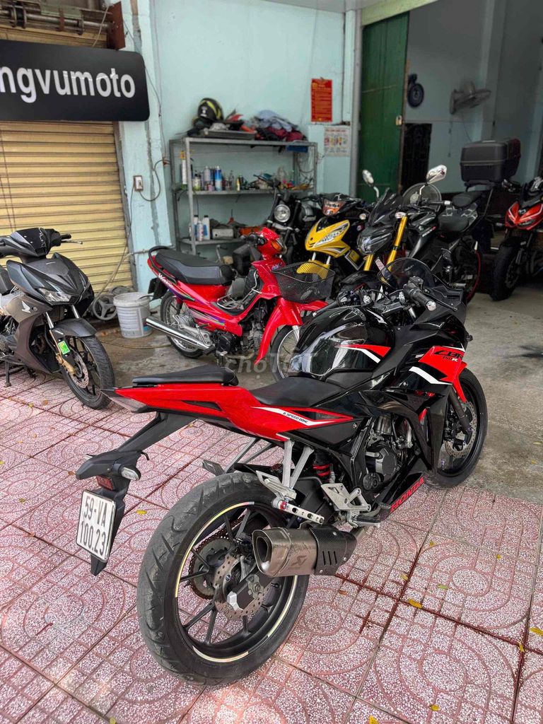 Honda CBR150 2020 chính chủ biển số thành phố. Mua bán Xe máy tại Huyện Bình Chánh Tp Hồ Chí Minh được đăng bởi Phong Vũ hình 2