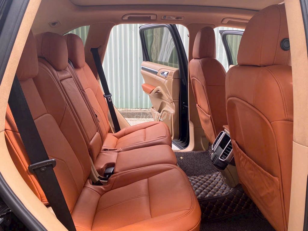 Porsche Cayenne 3.0 V6 Diesel 2010 - 43200 km. Mua bán Ô tô tại Quận Gò Vấp Tp Hồ Chí Minh được đăng bởi HOANG SON hình 11