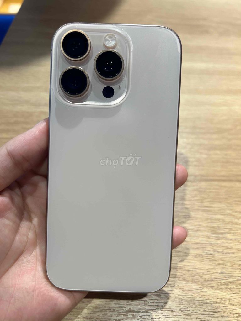 iPhone 16 Pro 256GB sa mạc zin full. Mua bán Điện thoại tại Thành phố Thủ Đức Tp Hồ Chí Minh được đăng bởi Huy hình 1