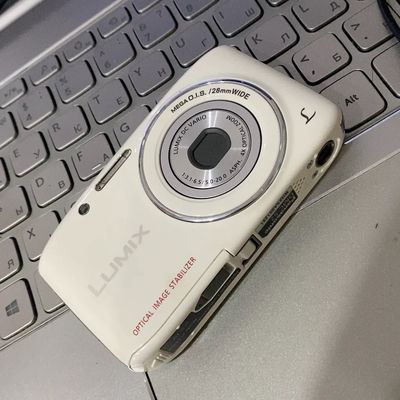 Máy ảnh giá rẻ LUMIX DMC S2. Mua bán Máy ảnh, Máy quay tại Quận Tân Phú Tp Hồ Chí Minh được đăng bởi Thu Hiền