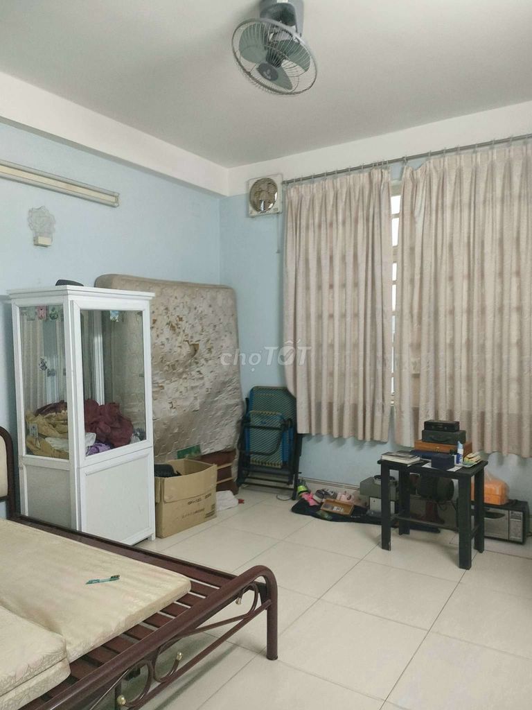 Bán nhà khu Bình Phú view công viên. Mua bán nhà ở tại Quận 6 Tp Hồ Chí Minh được đăng bởi Bảo Hòa hình 2