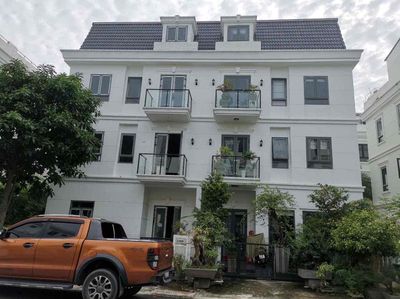 Nhà phố 100 m² · 4 PN · Đường Lò Lu