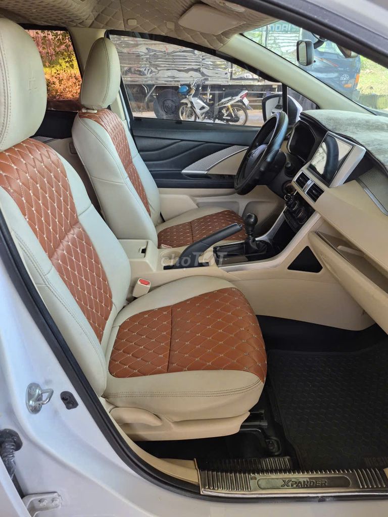 Xpander 2019 chính chủ, bao sang tên đăng kiểm. Mua bán Ô tô tại Thành phố Buôn Ma Thuột Đắk Lắk được đăng bởi Tiệm Ôtô Xe Máy Thuỷ hình 17