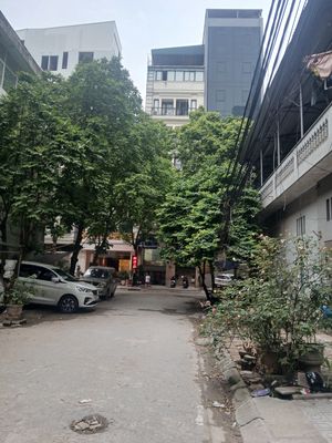 bán Tòa Văn Phòng 123m2 1 hầm 9 tầng trung tâm Hà Đông, đường phân lô. Mua bán nhà ở tại Quận Hà Đông Hà Nội được đăng bởi Thiết Nguyễn Văn