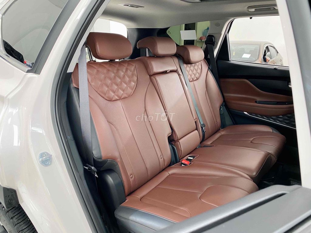 Hyundai Santa Fe 2024 Cao cấp 2.5L HTRAC - 4500 km. Mua bán Ô tô tại Thành phố Thủ Đức Tp Hồ Chí Minh được đăng bởi Quốc Nhẫn hình 9