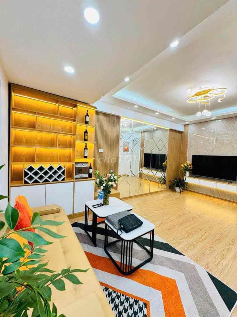Hiếm có khó tìm! Mùng 8/3 - 65m² tầng 4 cực thoáng,3 ngủ, đủ nội thất
