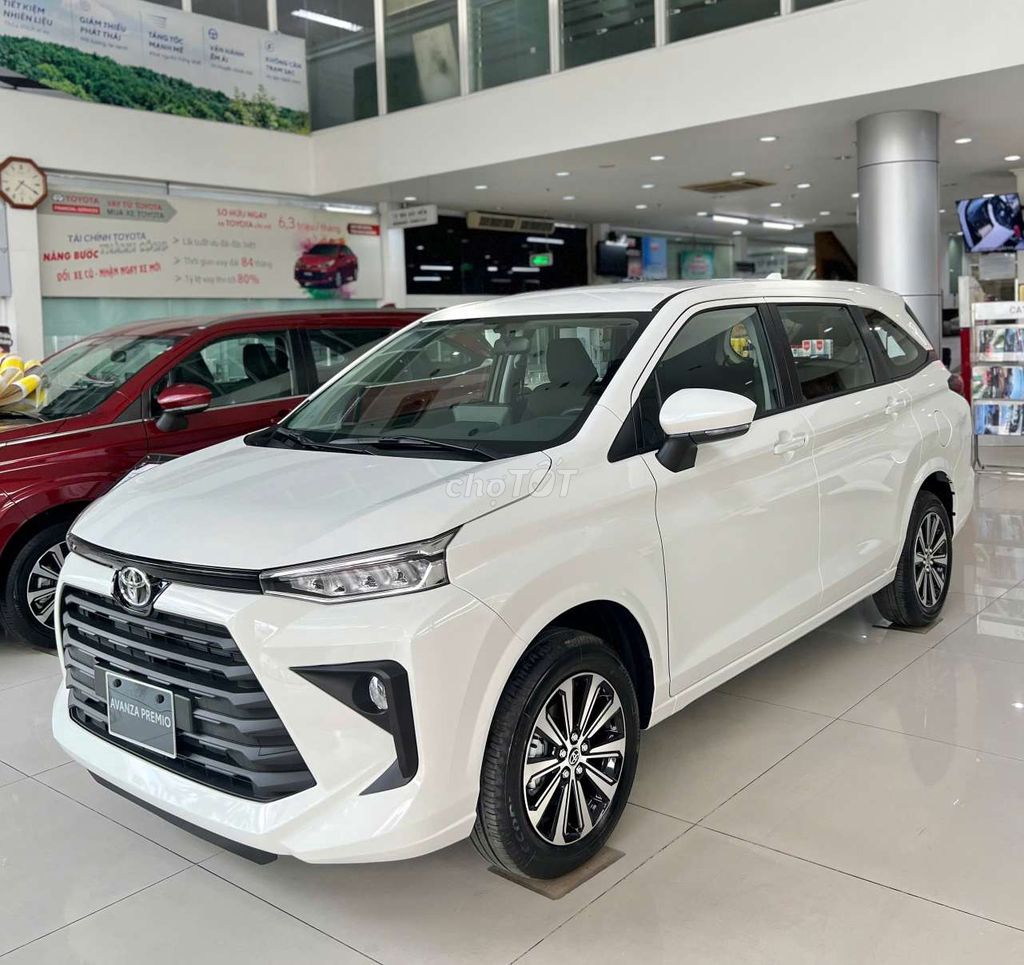 Toyota Avanza Premio 2024 photo 3