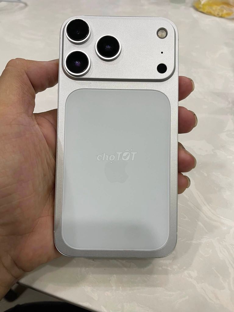Apple iPhone XR 64GB Bạc Like New. Mua bán Điện thoại tại Thành phố Thuận An Bình Dương được đăng bởi Hội Đồ Điện Tử hình 1