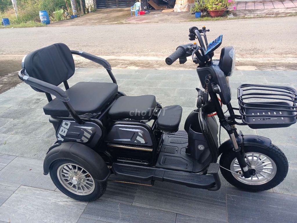 Xe mới bình mới bảo hành 12 tháng. Mua bán Xe điện tại Thị xã Bến Cát Bình Dương được đăng bởi Nguyễn Thị ngoan hình 6