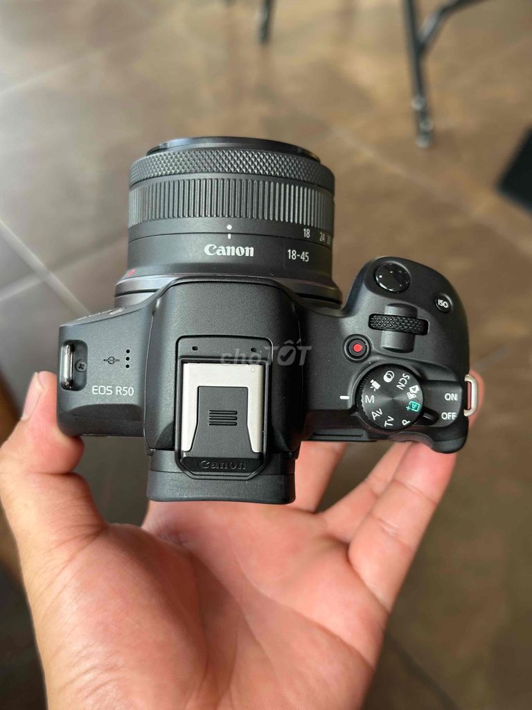 Máy ảnh Canon EOS R50 Đen. Mua bán Máy ảnh, Máy quay tại Quận 1 Tp Hồ Chí Minh được đăng bởi Đỗ Ngọc Phúc hình 1
