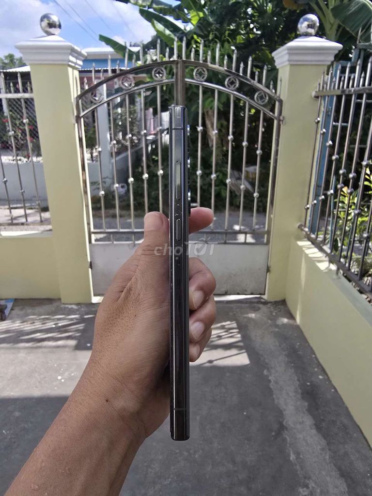Samsung Galaxy S23 Ultra Xám. Mua bán Điện thoại tại Thành phố Sóc Trăng Sóc Trăng được đăng bởi nguyễn Trần Quân hình 1
