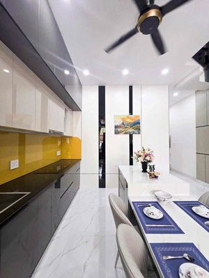 Аренда · 3 комн. · 100 м² · Quận Cẩm Lệ, ул. Đường Thanh Lương 15