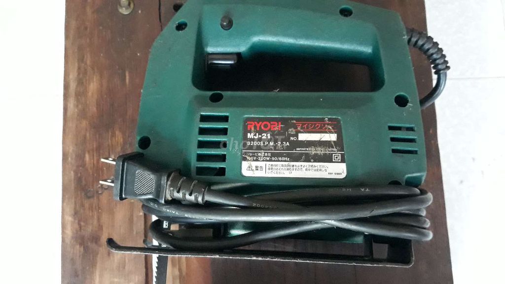 Máy cưa lọng 110v