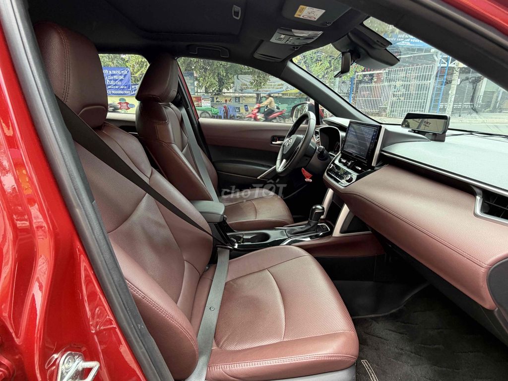 Toyota Corolla Cross 2022 1.8V - 36000 km. Mua bán Ô tô tại Quận 12 Tp Hồ Chí Minh được đăng bởi Tân hình 11
