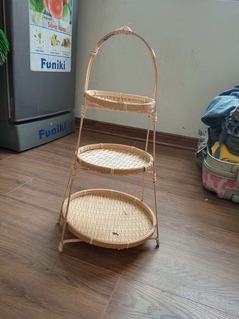 Kệ mây tre đan 3 tầng. Mua bán Tủ, kệ gia đình tại Quận Ba Đình Hà Nội được đăng bởi Trà My hình 1