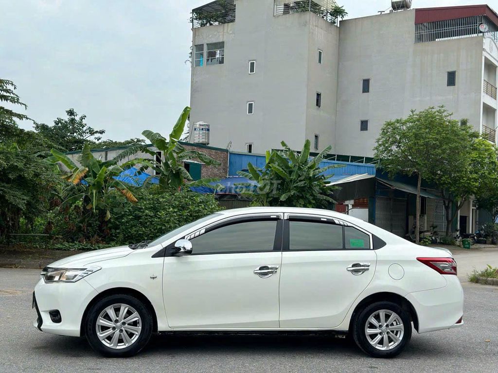 Toyota Vios 2016 số sàn màu trắng. Mua bán Ô tô tại Quận Gò Vấp Tp Hồ Chí Minh được đăng bởi Xuân Trường hình 4