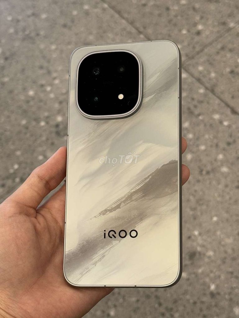 🔥 Vivo iQOO 15 / Khung kim loại / Pin 7.000mAH. Mua bán Điện thoại tại Quận Cẩm Lệ Đà Nẵng được đăng bởi Good Phone hình 1