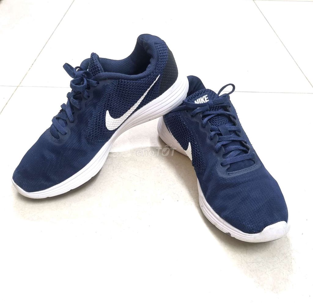 Giày si chuẩn hiệu Nike ,size 40-41