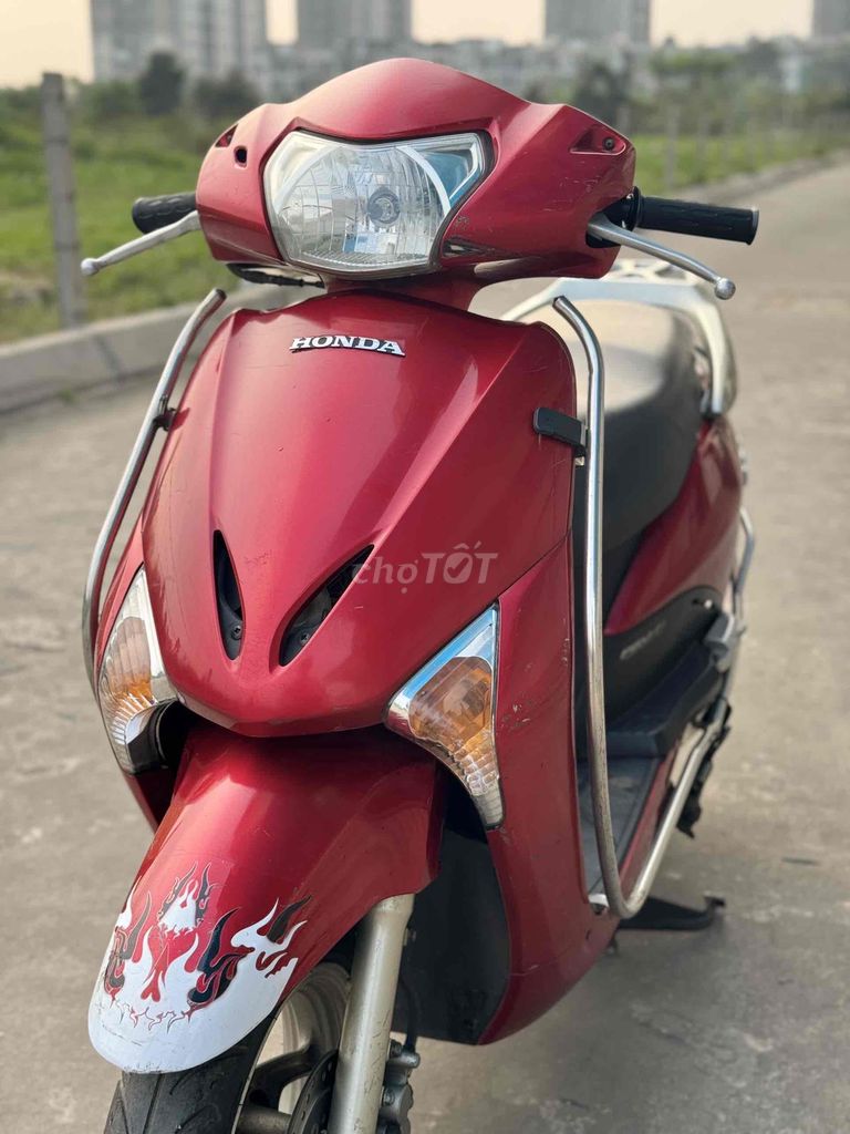 honda lead đỏ xe đẹp như mới, máy nguyên bản. Mua bán Xe máy tại Quận Nam Từ Liêm Hà Nội được đăng bởi Cường nguyễn hình 3