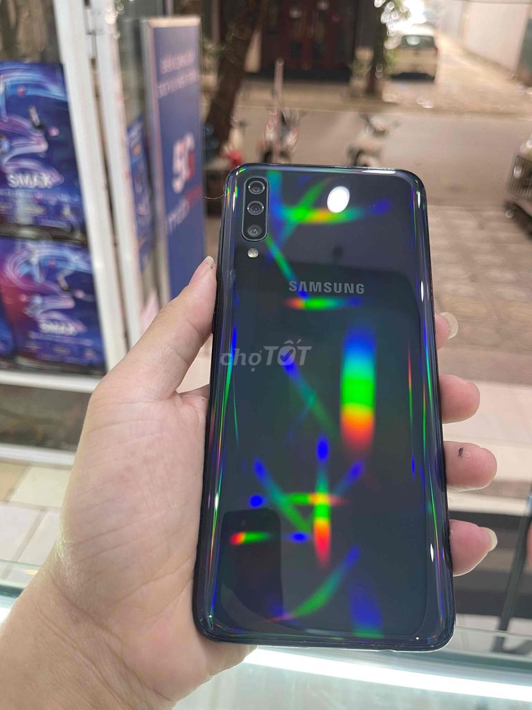 Samsung Galaxy A70 128GB Đen. Mua bán Điện thoại tại Huyện Thanh Trì Hà Nội được đăng bởi Thịnh hình 1