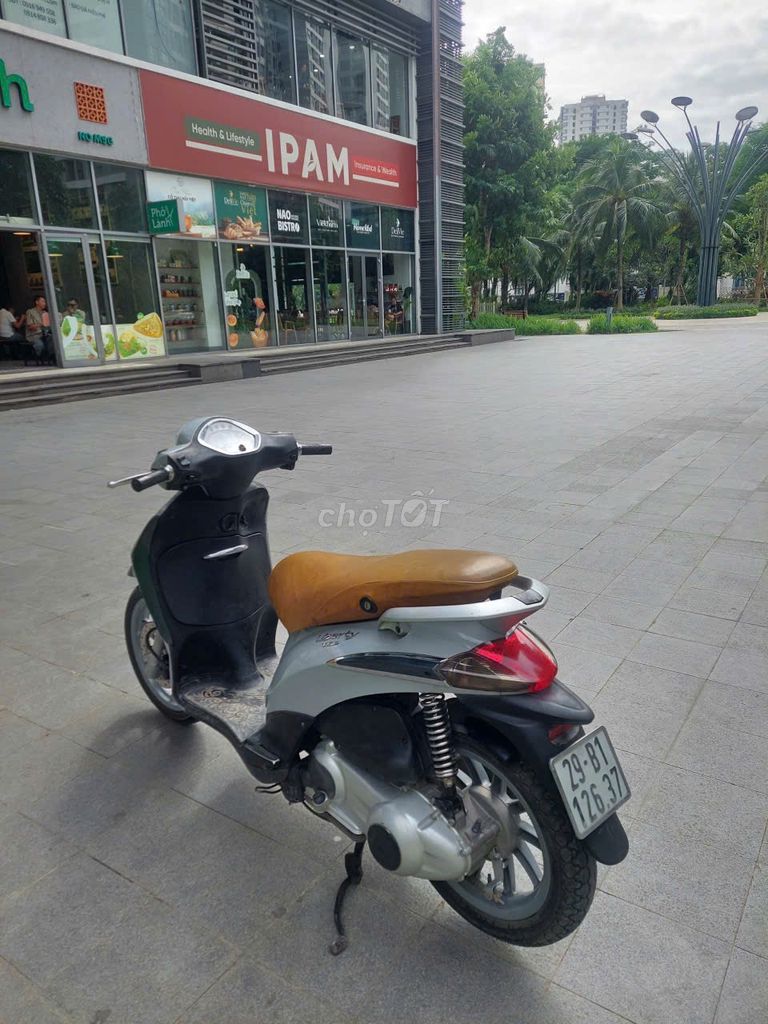 Bán xe Piaggio Liberty ie mâu  xi măng siêu đẹp. Mua bán Xe máy tại Quận Hai Bà Trưng Hà Nội được đăng bởi Nguyễn Thu Lan hình 3