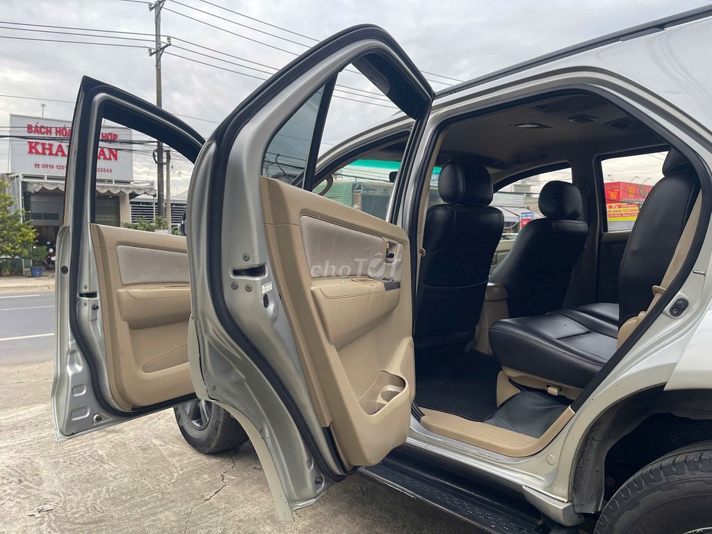 Toyota Fortuner 2009 Dầu Số sàn. Mua bán Ô tô tại Huyện Tân Phú Đồng Nai được đăng bởi Salon AUTO THÀNH TRUNG Đồng Nai hình 8
