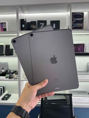 IPad Pro 2018 64GB WF 99%. Mua bán Máy tính bảng tại Thành phố Thủ Đức Tp Hồ Chí Minh được đăng bởi Quốc Anh Store