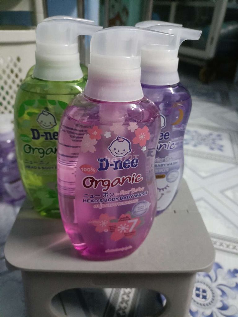 Sữa tắm gội D-nee Trẻ em. Mua bán Mẹ và bé tại Huyện Bình Chánh Tp Hồ Chí Minh được đăng bởi Sale giá tốt hình 1