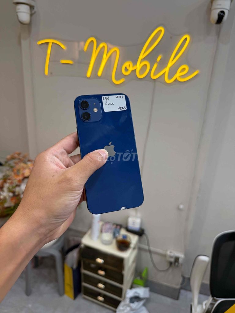 12 Thường 128Gb Xanh Zin Full pin 100. Mua bán Điện thoại tại Quận Thanh Xuân Hà Nội được đăng bởi T Mobile  hình 1