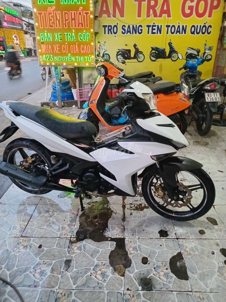 Yamaha Exciter màu Trắng. Mua bán Xe máy tại Quận Bình Tân Tp Hồ Chí Minh được đăng bởi Cường phát  hình 3