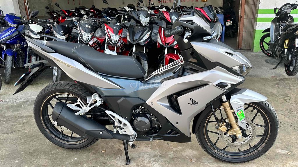 Honda Winner X V3 ABS 2023 bạc ( hỗ trợ góp )