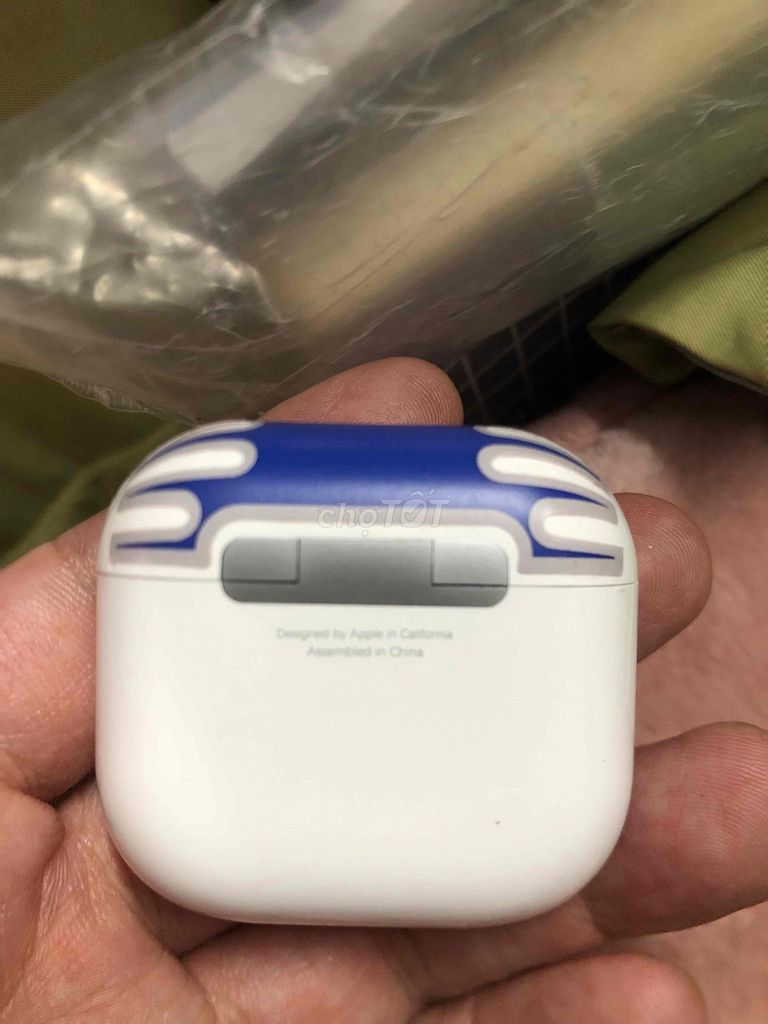 Apple AirPods 4 (ANC) Trắng. Mua bán Tivi, Âm thanh tại Quận Ba Đình Hà Nội được đăng bởi Ngô Hoàng Anh hình 1