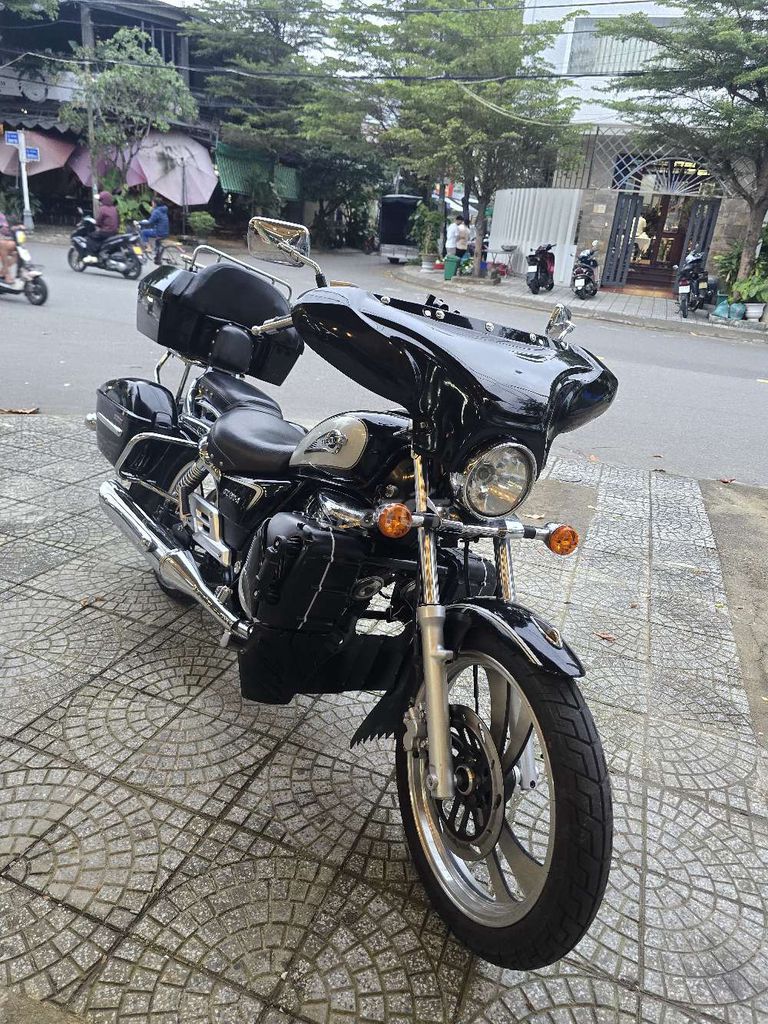 Suzuki GZ150-A Đen Bạc. Mua bán Xe máy tại Quận Thanh Khê Đà Nẵng được đăng bởi Quý Moto Cycle 21 điện biên phủ Đà Nẵng hình 9