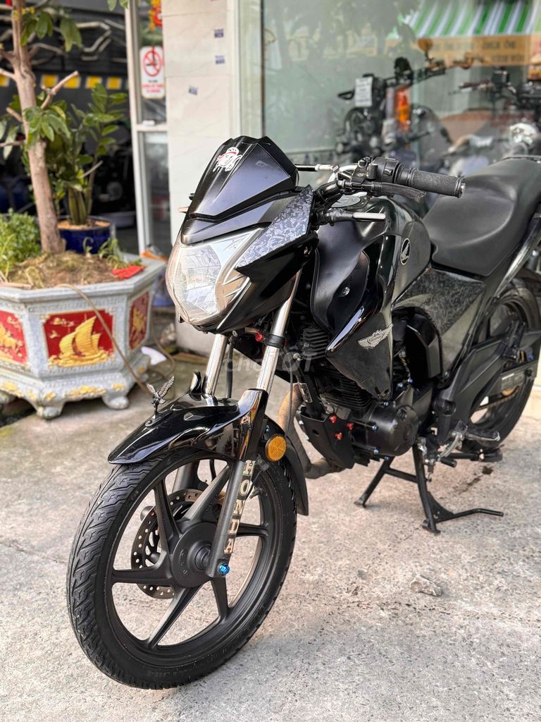 Cần bán Honda RR150 2014 Biển SG 9 chủ kya giấy. Mua bán Xe máy tại Quận Bình Tân Tp Hồ Chí Minh được đăng bởi Việt Motor Bình Tân hình 3