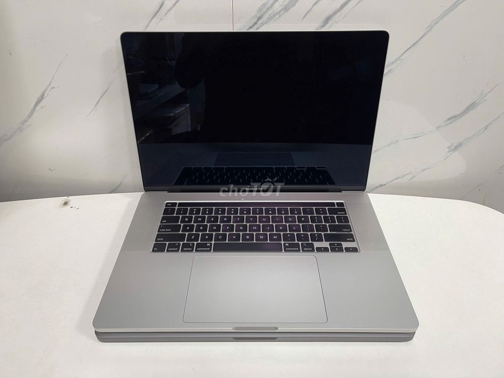 Bán Macbook Pro 2019 16icnh Ram 32Gb ssd 1Tb