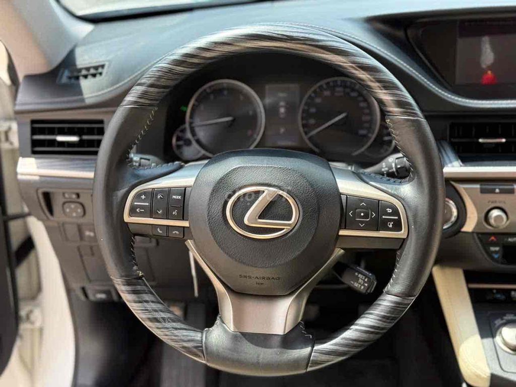 CẦN BÁN LEXUS ES250 SIÊU MỚI MODEL 2016. Mua bán Ô tô tại Quận Bắc Từ Liêm Hà Nội được đăng bởi Mr PHÁT THÁI HÀ AUTO hình 10