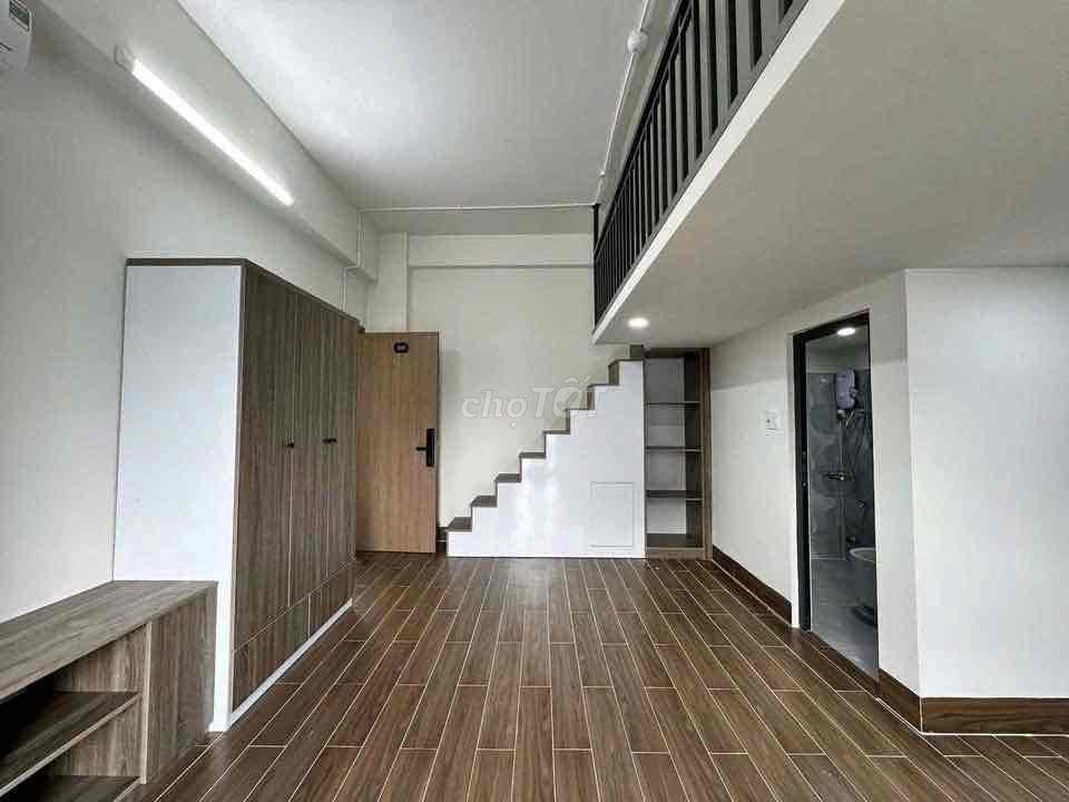 Новые двухуровневые апартаменты Duplex у Фан Хыок Лонг, Фу Нхуан