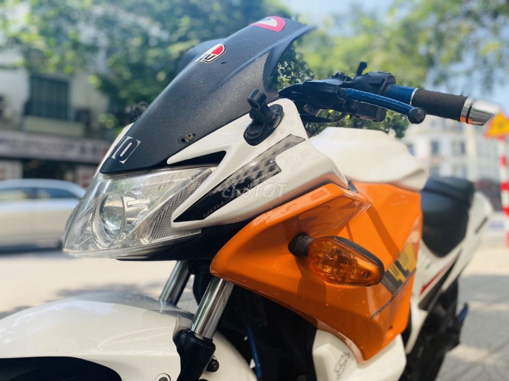 Xe máy màu Trắng Cam, chất liệu Kim loại Nhựa. Mua bán Xe máy tại Quận Nam Từ Liêm Hà Nội được đăng bởi MAI HÒA hình 3