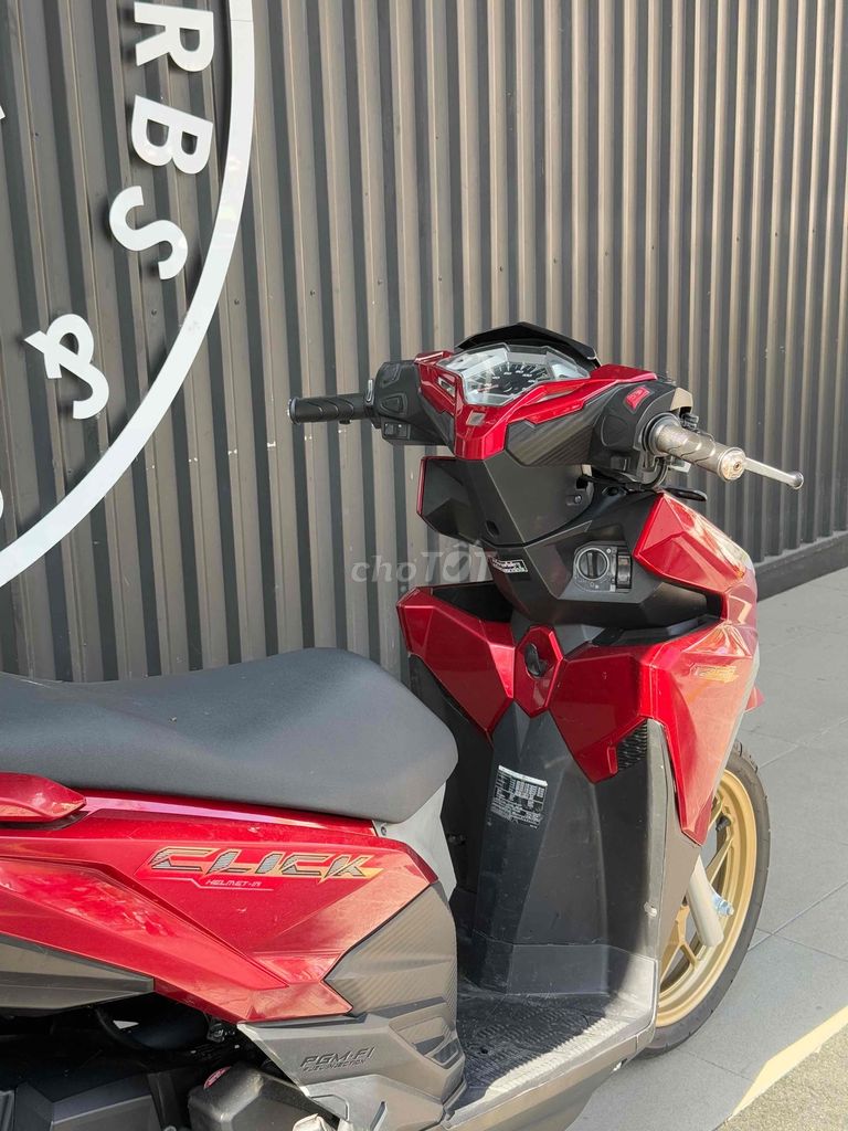 Honda Click Thái - Click Mâm đồng mới 98% bs43. Mua bán Xe máy tại Quận Hải Châu Đà Nẵng được đăng bởi Lê vy  hình 6