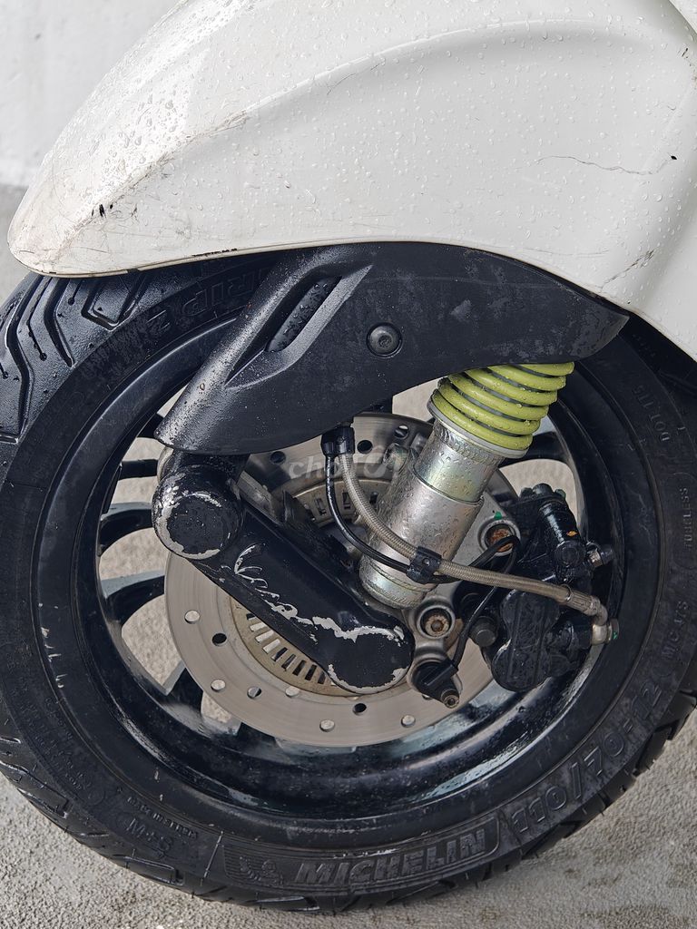 Vespa Sprint S125 ĐKLĐ 2019 CC sẵn sang tên 39,5TR. Mua bán Xe máy tại Quận Hai Bà Trưng Hà Nội được đăng bởi hoàng Sơn hình 4